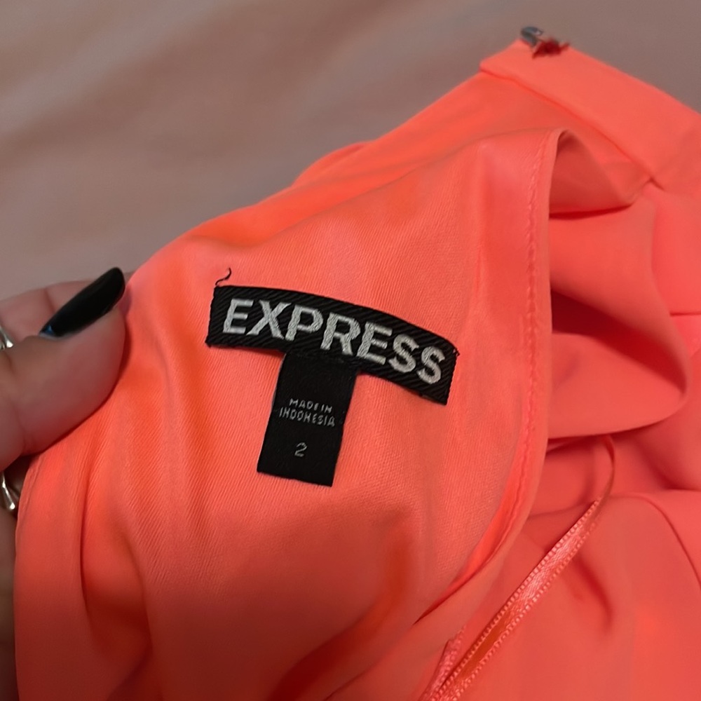 Express Orange Halter Romper - Picture 4 of 5